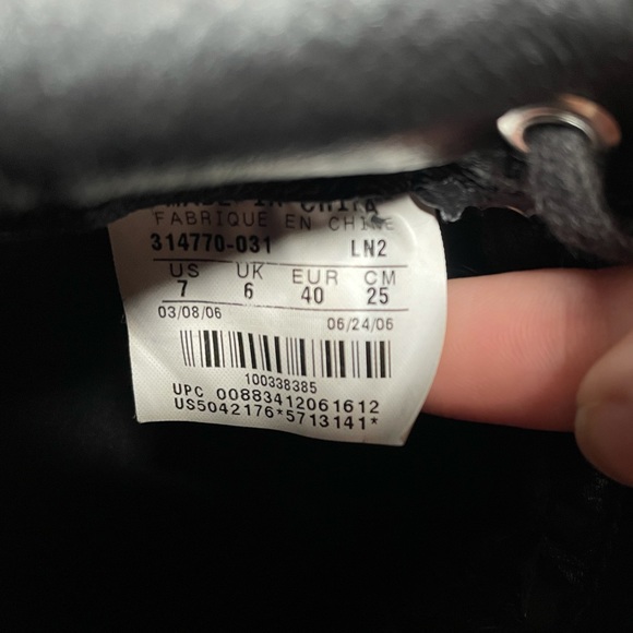 Nike Air Force 1, Undefeated, Collector’s: Sizes: Men’s 7, Women’s 8.5 - Picture 5 of 6